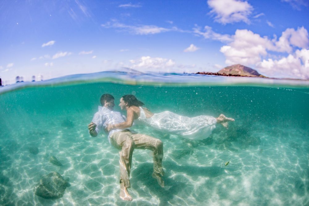 Hawaii Underwater photography Hawaii Wedding Photographer